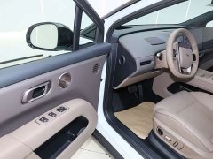 Li Auto i6 2025 Two-Wheel Drive Standard - ფოტო 10