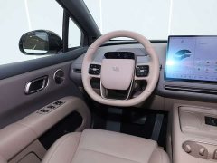 Li Auto i6 2025 Two-Wheel Drive Standard - ფოტო 12