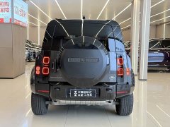 Land Rover Defender 110 3.0T P400 X-Dynamic HSE - ფოტო 5