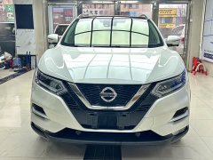 Nissan Qashqai 2.0L CVT XV Premium Luxury - ფოტო 2