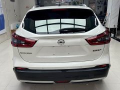Nissan Qashqai 2.0L CVT XV Premium Luxury - ფოტო 5