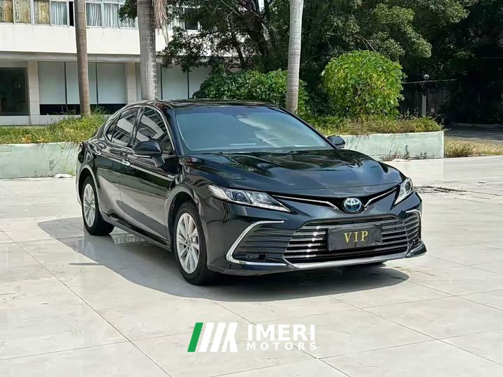 Toyota Camry Hybrid Luxury - ავტომობილი ჩინეთიდან