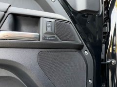 Land Rover Defender 110 3.0T P400 X-Dynamic HSE - ფოტო 13