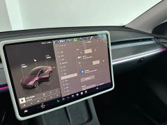 Tesla Model Y Rear-Wheel Drive - ფოტო 13