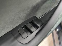 Tesla Model Y Rear-Wheel Drive - ფოტო 6