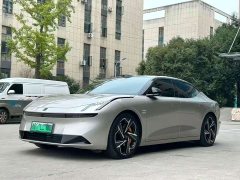 Zeekr Geely Zeekr Z10 95kWh 702km AWD Intelligent Driving Ultra - ფოტო 1
