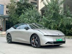 Zeekr Geely Zeekr Z10 95kWh 702km AWD Intelligent Driving Ultra - ფოტო 3