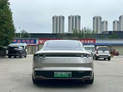 Zeekr Geely Zeekr Z10 95kWh 702km AWD Intelligent Driving Ultra - ფოტო 8