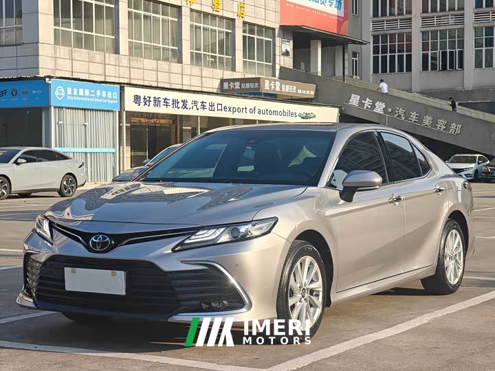 Toyota Camry 2.0G Luxury