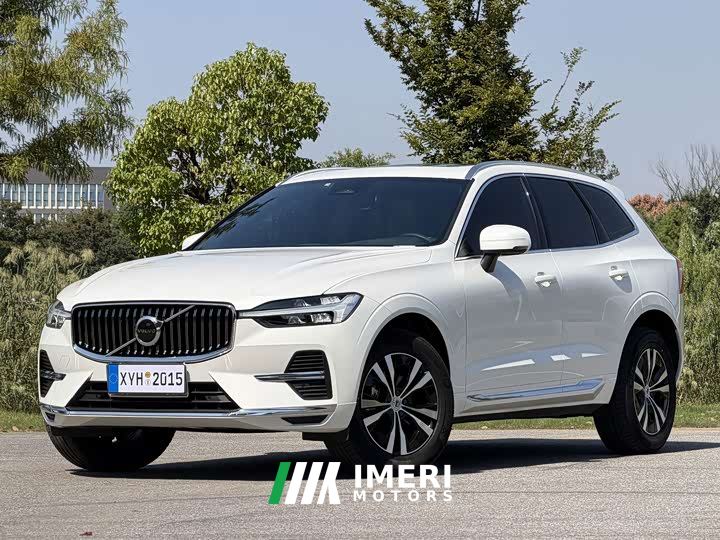 Volvo XC60 B5 AWD Smart Luxury Edition