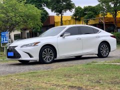 Lexus ES 2023 200 Excellence Edition - ფოტო 1