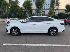 Volkswagen Lavida Sharp 1.5L Automatic New Vision Edition - ფოტო 4