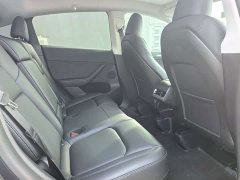 Tesla Model Y Rear-Wheel Drive - ფოტო 10