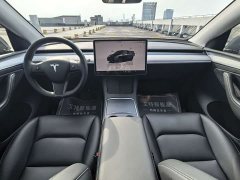 Tesla Model Y Rear-Wheel Drive - ფოტო 13