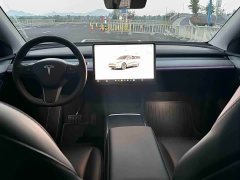 Tesla Model Y Rear-Wheel Drive - ფოტო 5