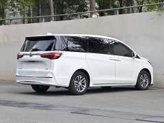 Buick GL8 ES Luxe Enjoyment Edition - ფოტო 18