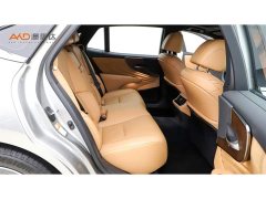Lexus LS 500h Premium - ფოტო 8