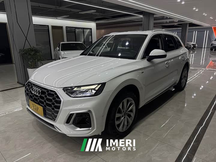 Audi Q5L Facelift 40T Luxury Sport