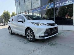 Toyota Sienna 2023 2.5L Hybrid Premium Edition - ფოტო 3
