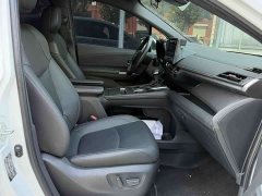 Toyota Sienna 2023 2.5L Hybrid Premium Edition - ფოტო 9