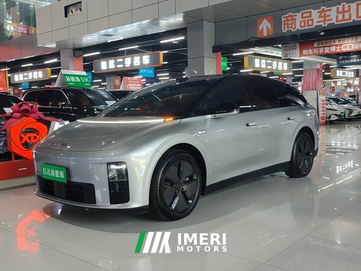 Li Auto i6 2025 Two-Wheel Drive Standard - ავტომობილი ჩინეთიდან