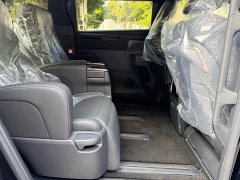 Toyota Alphard Hybrid 2.5L Premium Gold Edition - ფოტო 10