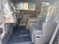Toyota Alphard Hybrid 2.5L Premium Gold Edition - ფოტო 13