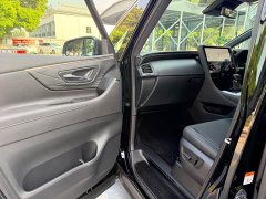 Toyota Alphard Hybrid 2.5L Premium Gold Edition - ფოტო 14