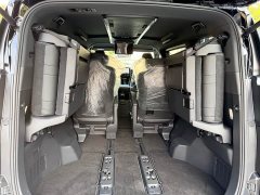 Toyota Alphard Hybrid 2.5L Premium Gold Edition - ფოტო 16