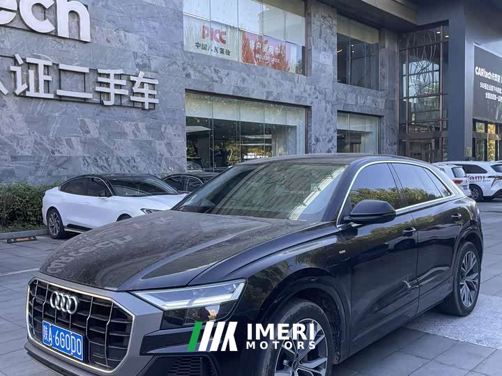 Audi Q8 55 TFSI Luxury Sport - ავტომობილი ჩინეთიდან