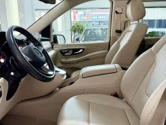 Mercedes-Benz V-Class 2021 V 260 L Long Wheelbase Luxury Edition - ფოტო 4
