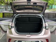 BYD Dolphin 405km Fashion Edition - ფოტო 9