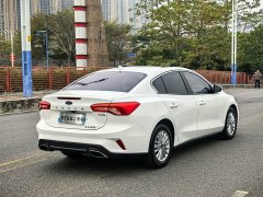 Ford Focus 2021 Sedan EcoBoost 180 Automatic Trend - ფოტო 10