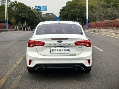 Ford Focus 2021 Sedan EcoBoost 180 Automatic Trend - ფოტო 9
