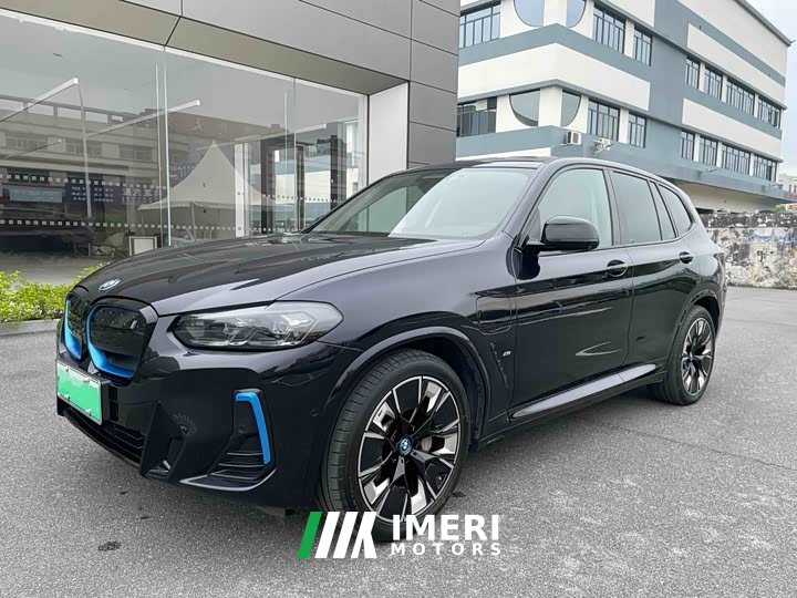 BMW iX3 Leadership Edition - ავტომობილი ჩინეთიდან