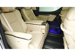 Toyota Vellfire 2021 Crown Hybrid 2.5L HV Luxury Edition - ფოტო 8
