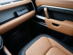 Land Rover Defender 110 3.0T P400 X-DYNAMIC HSE - ფოტო 17