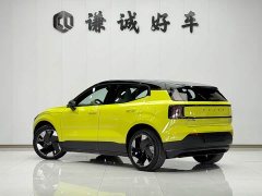 Volvo EX30 2025 Rear-Wheel Drive Extended Range Ultra - ფოტო 7