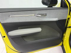Volvo EX30 2025 Rear-Wheel Drive Extended Range Ultra - ფოტო 8