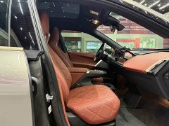 BMW iX M60 2023 M60 - ფოტო 16