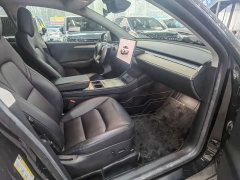 Tesla Model Y Long Range All-Wheel Drive - ფოტო 17
