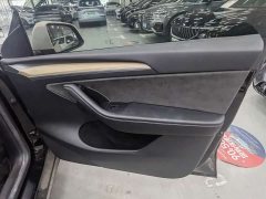 Tesla Model Y Long Range All-Wheel Drive - ფოტო 18