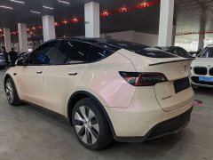 Tesla Model Y Long Range All-Wheel Drive - ფოტო 6