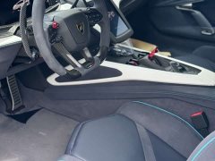 Audi Revuelto 2023 6.5L PHEV Standard - ფოტო 10
