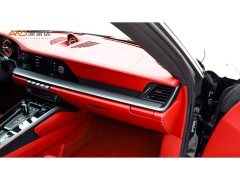 Porsche 911 2023 Carrera 4 3.0T - ფოტო 9