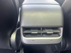 Tesla Model Y Rear-Wheel Drive - ფოტო 7