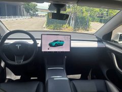 Tesla Model Y Rear-Wheel Drive - ფოტო 8