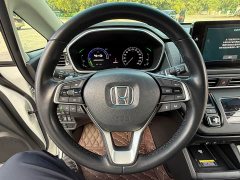 Honda Odyssey 2.0L e:HEV Luxury - ფოტო 6