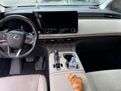 Lexus LM 2025 500h Six-Seat Premium Edition - ფოტო 11