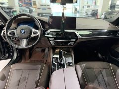 BMW 5 Series 525Li M Sport Package - ფოტო 10